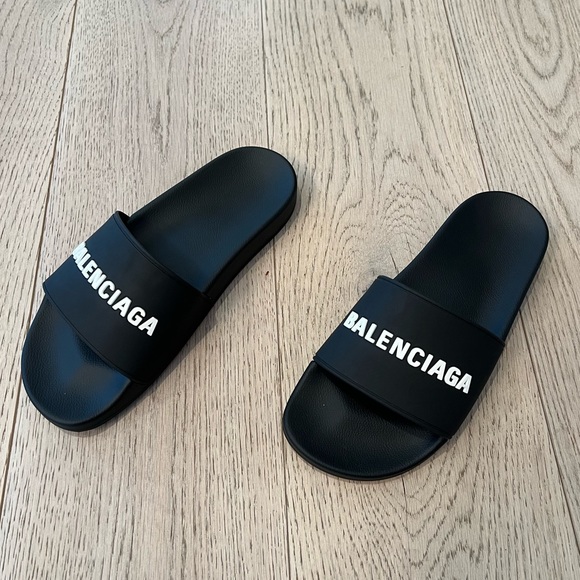 NWT Balenciaga Pool Slides - Picture 2 of 13